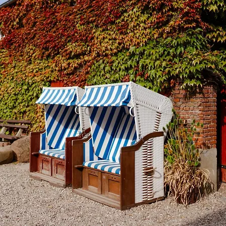 Inselhaus Eg Appartement Staberdorf